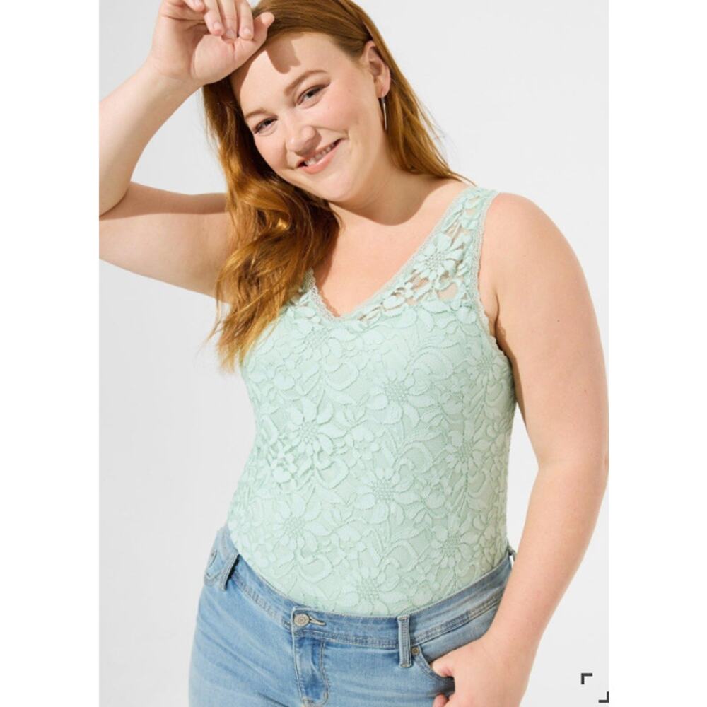 Mint Green Torrid TANK TOP 2X Lined Stretch Floral Lace V-Neck Blouse NEW